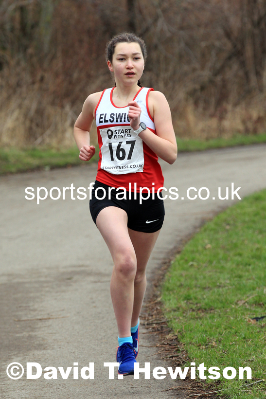 Senior women and veteran women and men over-50s NECAA Road Relay Champs., Hetton Lyons Park, Hetton le Hole, County Durham. Photo: David T. Hewitson/Sports for All Pics